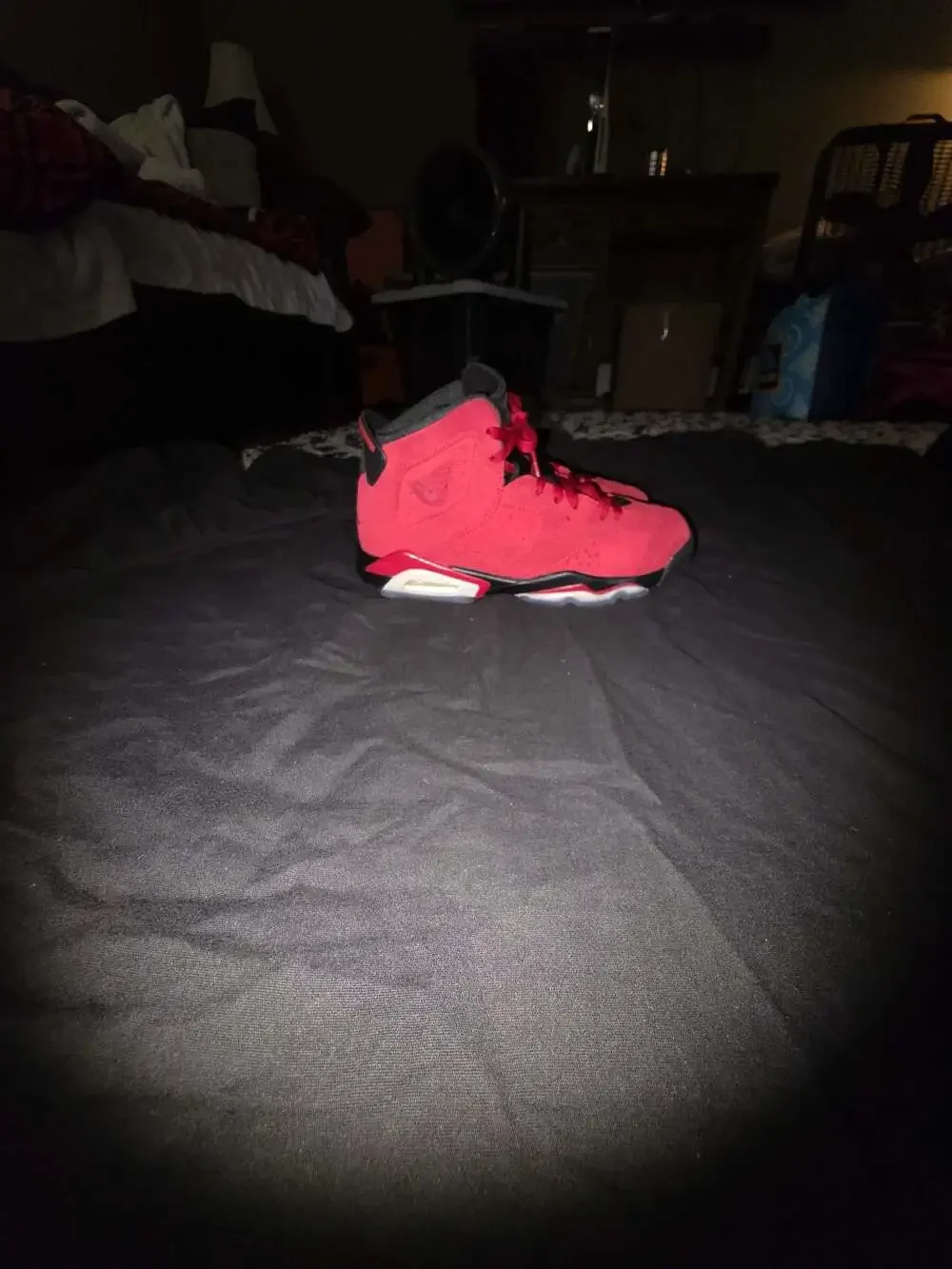 Air Jordan 6 Retro 'Toro Bravo' Basketball Sneakers